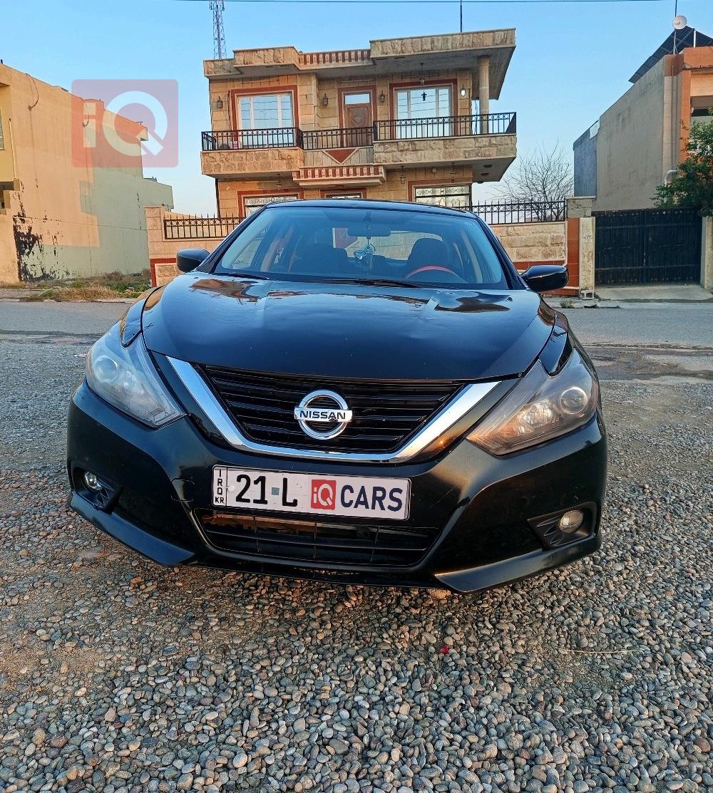 نيسان ألتيما